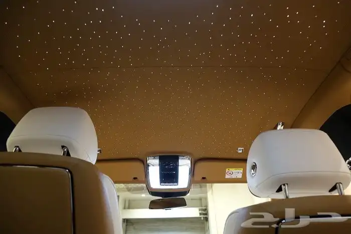 رولز رويس Cullinan 2023 28