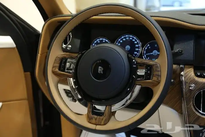 رولز رويس Cullinan 2023 21