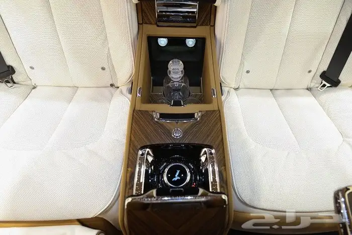 رولز رويس Cullinan 2023 19