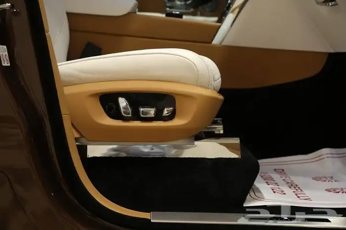 رولز رويس Cullinan 2023 3