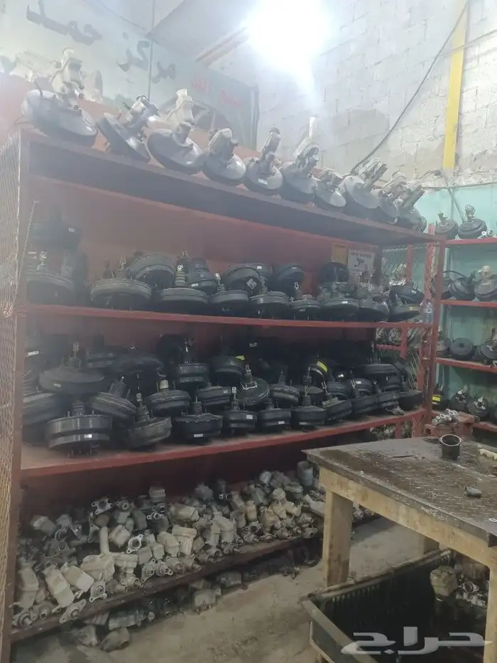 أخصائي باكمات الفرامل جميع انواع السيارات 6