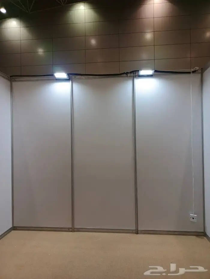 إستيكر 4