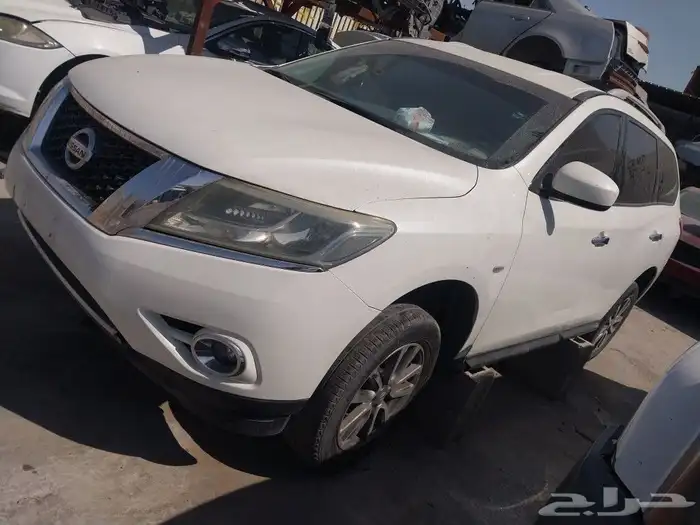 نيسان باثفندر 2015 دبل تشليح قطع غيار فقط القير خربان 1