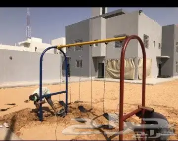A bouncy rotating rubber swing all in iron. All new 6