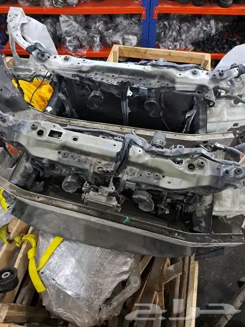 قطع غيار لكزس 5