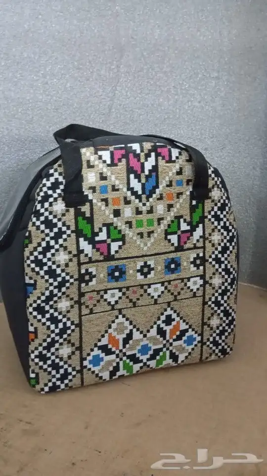 شنط بسعر المصنع 40