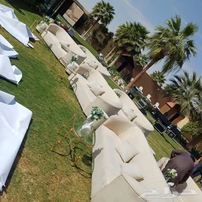 تاجير طاولات بار كوكتيل وكنب وقهوجين وصبابين 5