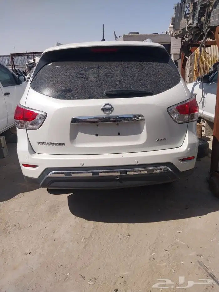 نيسان باثفندر 2015 دبل تشليح قطع غيار فقط القير خربان 2