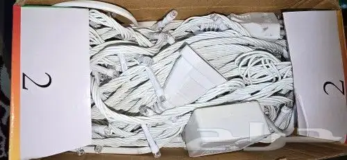 للبيع لمبة عقود لد ملونه واصفر 10 و 25 م 1