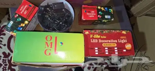 للبيع لمبة عقود لد ملونه واصفر 10 و 25 م 8