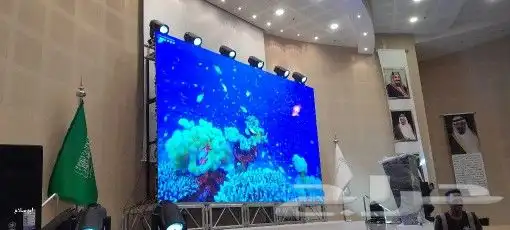 شاشات إضاءات صوتيات استيج تنظبم مؤتمرات وفاعلايات 1