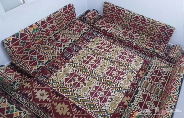 ب 1950 مجلس عربي شكل تراثي جميل للبيع بمكة المكرمة 2