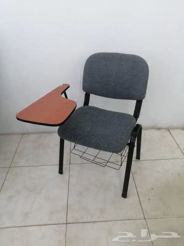 كراسي محاضرات 1