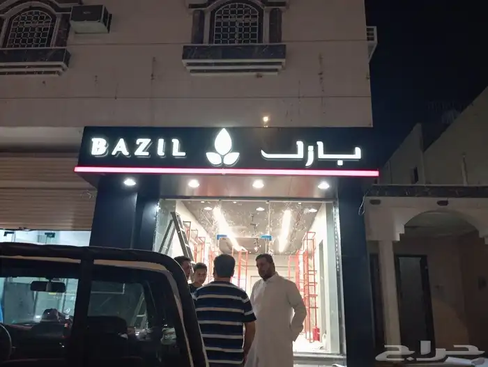 تركيب لوحات دعاية وإعلان بالمدينة 2