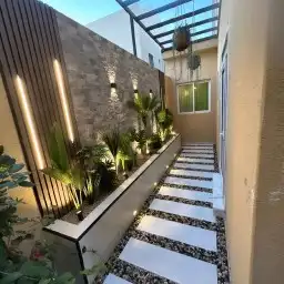 أحواض زرع طبيعي وصناعي وديكورات خارجي 0