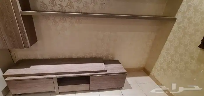 مكتبة طاولة تلفزيون 5