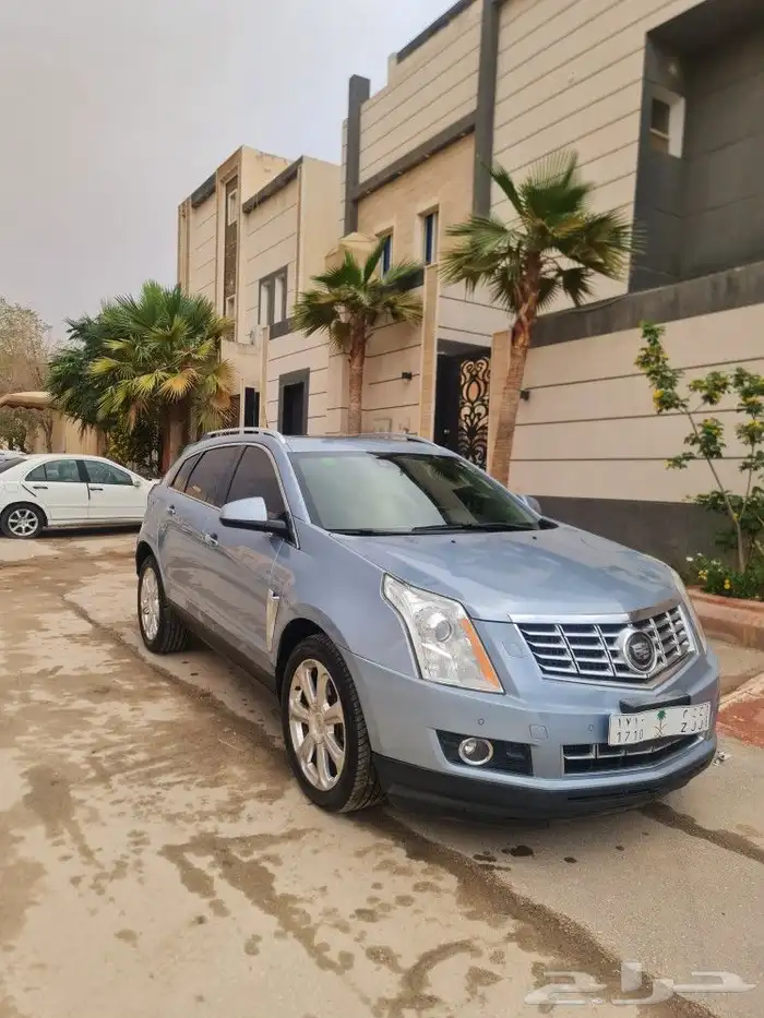 كاديلاك SRX 25