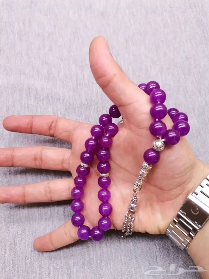 سبحة حجر طبيعي بلون مميز 2