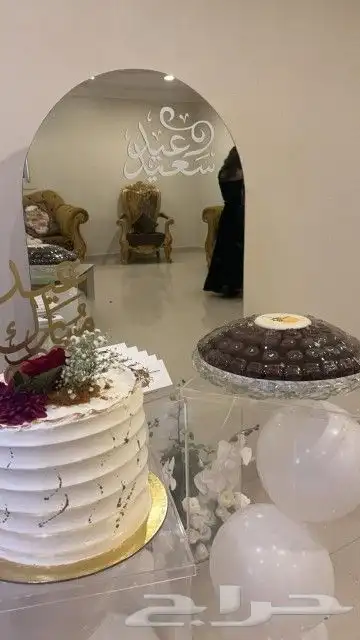 طاولات ومرايا للايجار 0