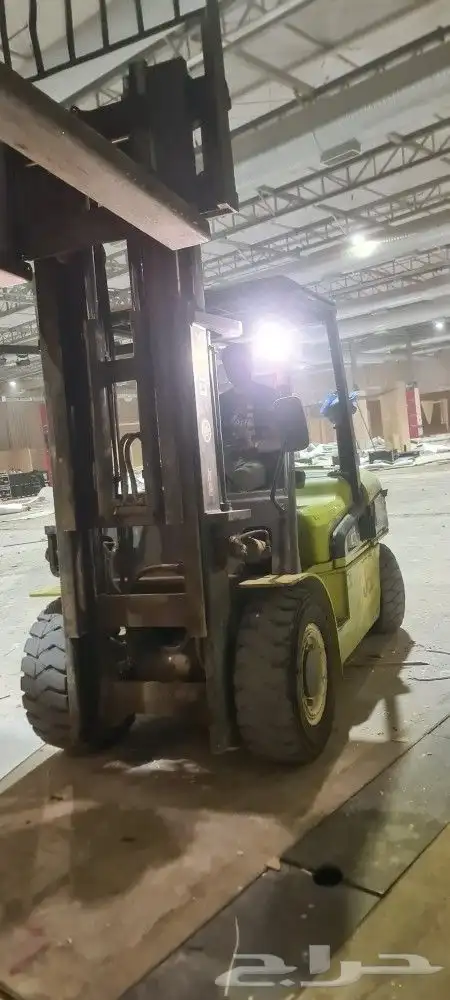فوركلفت ايجار Forklift For Rent 2