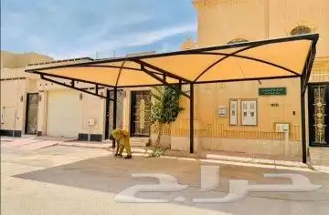 مظلات وسواتر نيوم 30