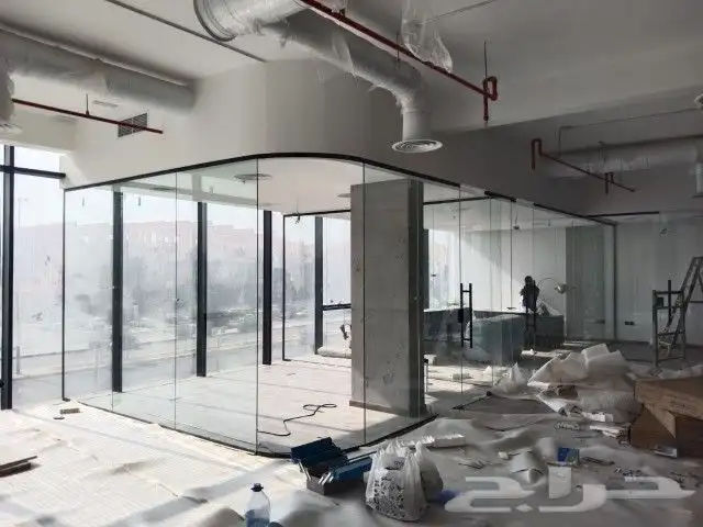 زجاج سكريت وجهات محلات تقسيم مكاتب حمامات شاور 0
