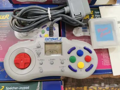 سوبر نيتندو وسوبر فاميكوم يداتsuper nintendo 0