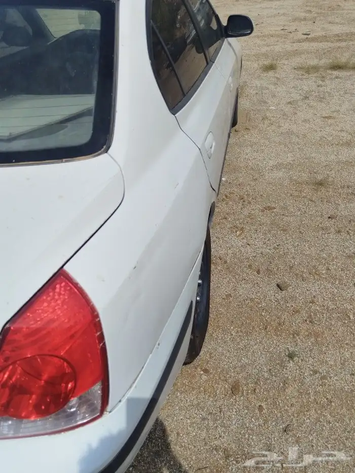 للبيع قطع لنترا 2005 8