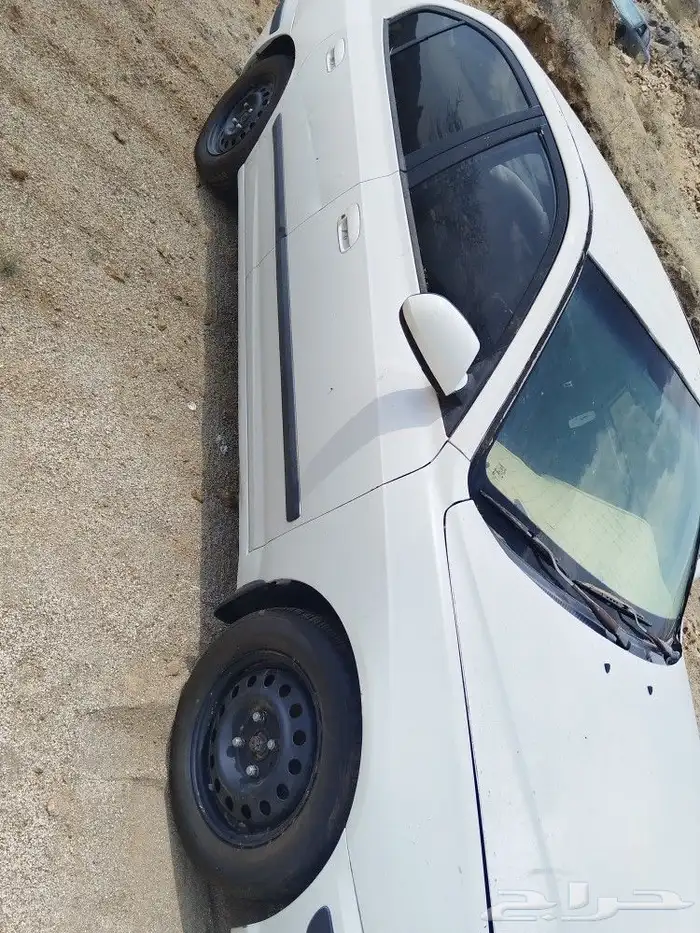 للبيع قطع لنترا 2005 6