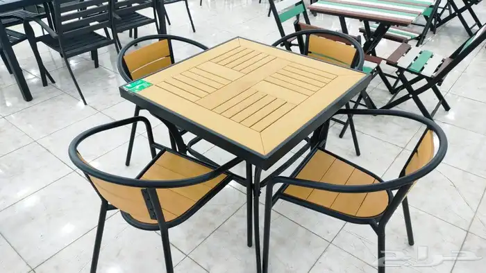 طاولات وكراسي 6