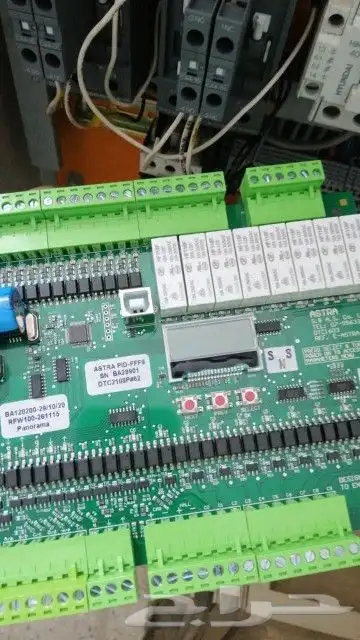 إصلاح كروت المصاعد الكهربية 3