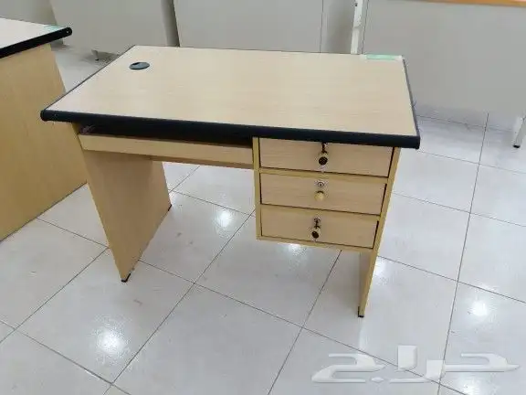 مكاتب وكراسي ودواليب 28