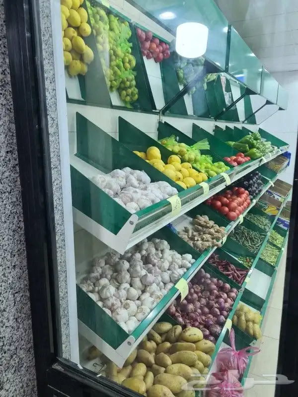 رفوف بقالات سوبر ماركت. اسواق خانات تخزين استندات خضار 15