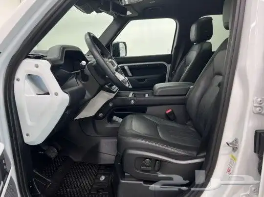 لاند روفر ديفيندر Defender P400 X-Dynamic HSE موديل 2021 10