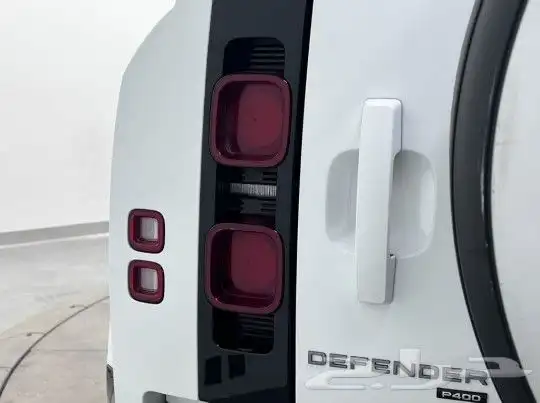 لاند روفر ديفيندر Defender P400 X-Dynamic HSE موديل 2021 7