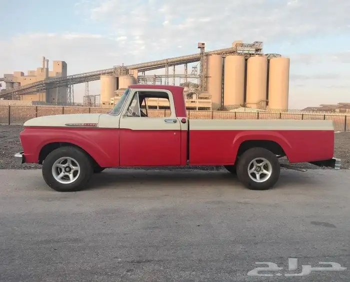 فورد F100 موديل 1963 مميز 0