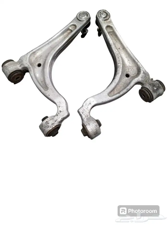 مركز دبي لبيع قطع غيار لكزس مستعمل وجديد 1