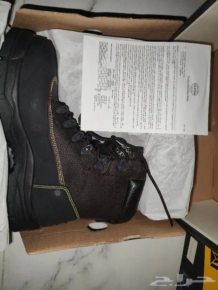 حذاء سلامة ( safety shoes ) من ماركة CAT Oliver and Red Wing 10