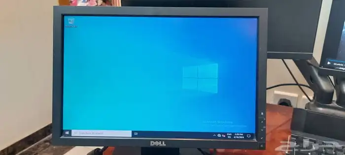 كمبيوتر مكتبي ماركه DELL 1