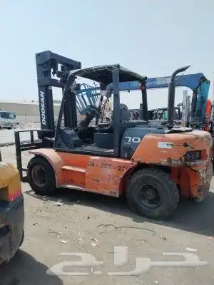 رافعات شوكيه للايجار اليومي وشهري والمشاوير 4