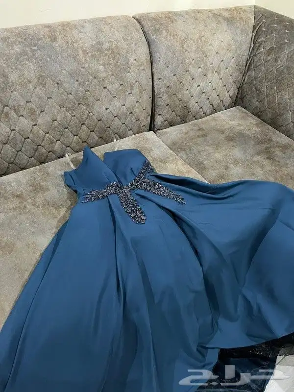 فساتين للبيع 2