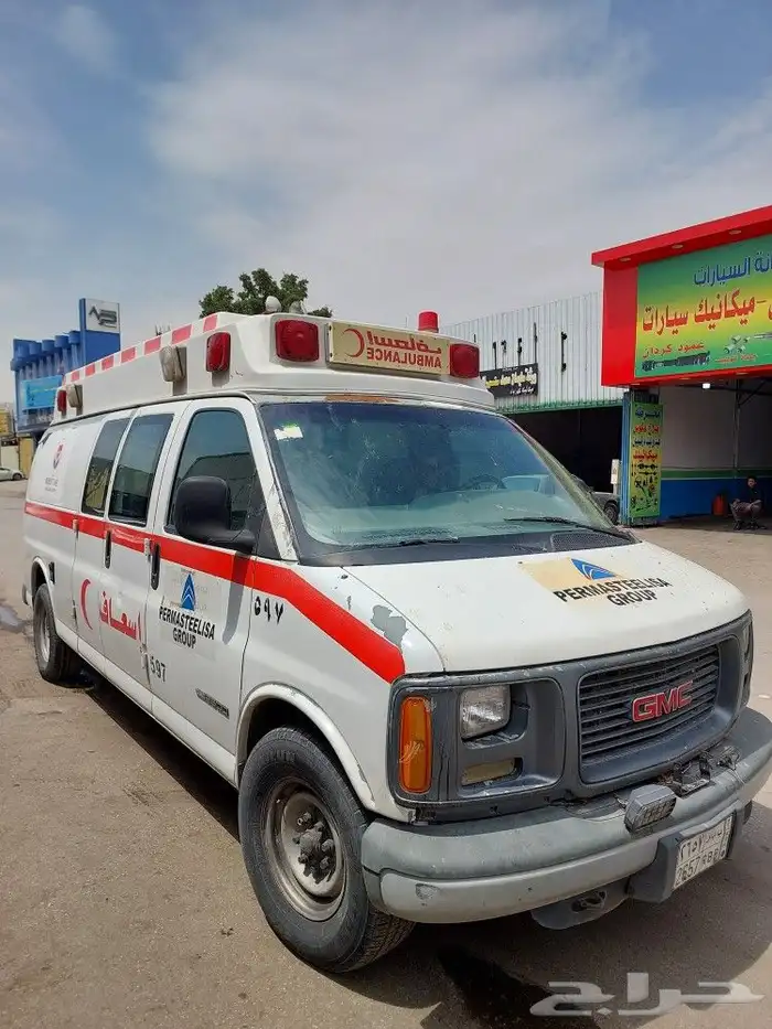 طباعة ستيكر سيارات دينات شاحنات مكرو باص سيارت اسعاف وشرطة 5