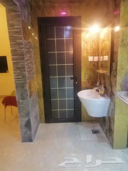 الا لمونيوم سرايا عادي باب وشباك دبل وعادي الرياض الرقم 3