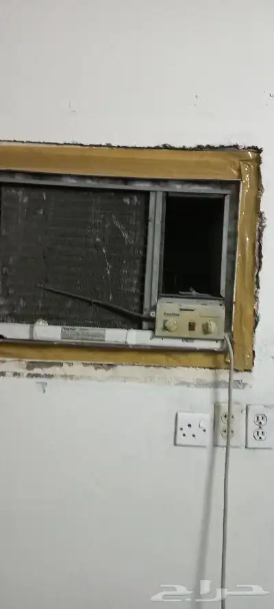 مكيفات 1 سبلت نظيف جدا جديداستخدام9أشهر فقط 1