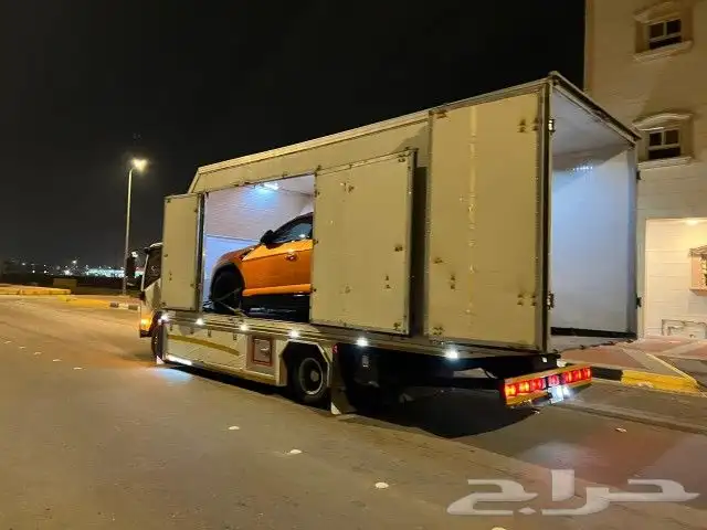 سطحه مغلقه موجود في جده 3