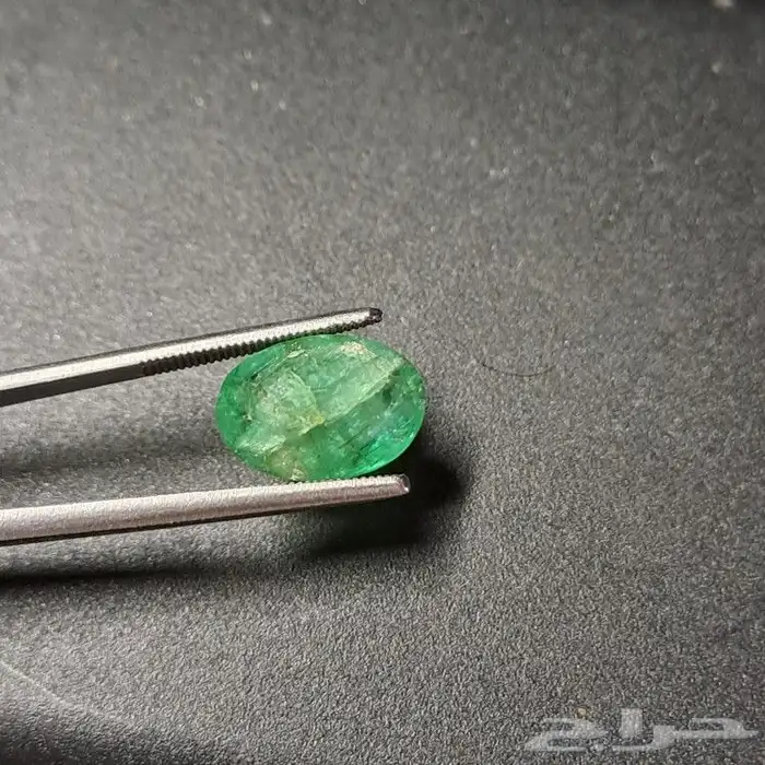 زمرد طبيعي أفريقي 2