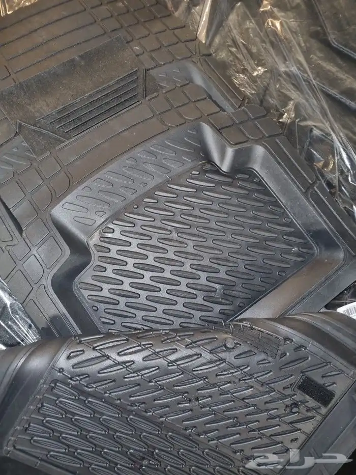 دعاسات ارضيه ضد الماء لسنتافي من موديل2019 الى 2023 ممتازه 5