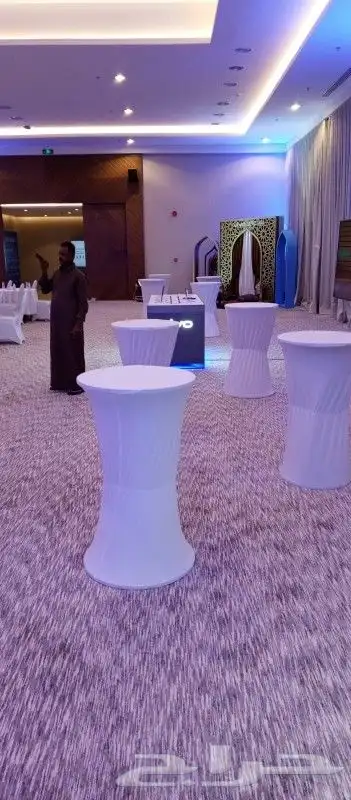 تاجير طاولات 0