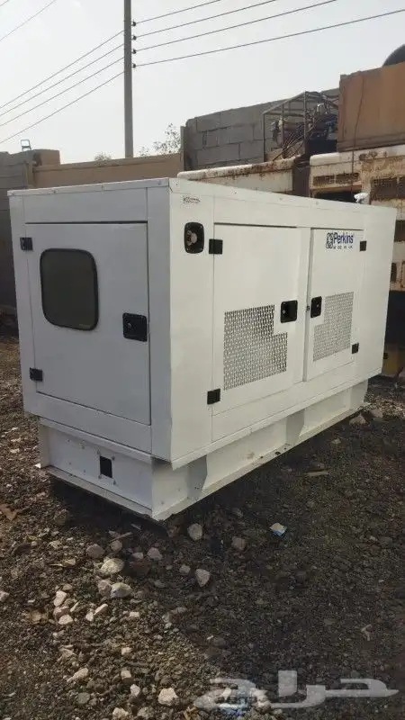 A caterpillar generator for rental service مولدات للإيجار 0