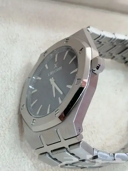 ساعة كارلوفان سويسرية 5